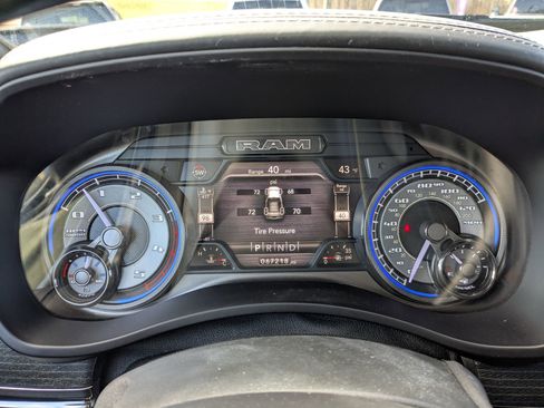 Used 2022 RAM 3500 Limited image 16