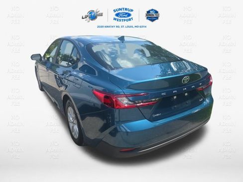 Used 2026 Toyota Camry LE FWD image 10