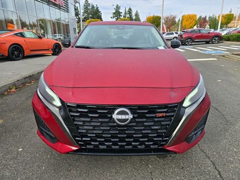 New 2025 Nissan Altima 2.5 SR image 2