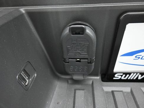 Used 2018 Chevrolet Silverado 2500 LTZ w/ LTZ Plus Package AWD/4WD image 46