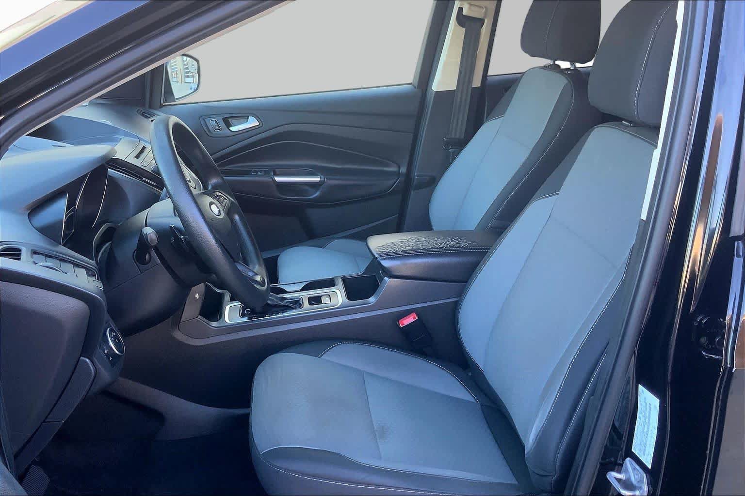 Used 2017 Ford Escape SE AWD/4WD image 8