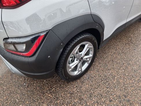 Used 2023 Hyundai Kona SEL w/ Convenience Package AWD/4WD image 11