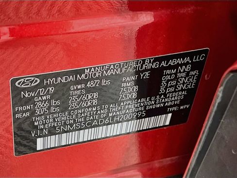 Used 2020 Hyundai Santa Fe Limited AWD/4WD image 29