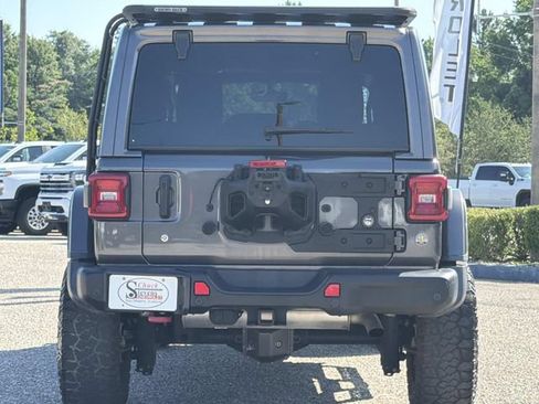 Used 2018 Jeep Wrangler Unlimited Rubicon AWD/4WD image 9