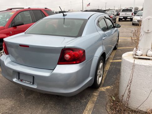 Used 2013 Dodge Avenger SE image 15