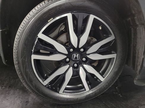 Used 2022 Honda Pilot Touring image 10