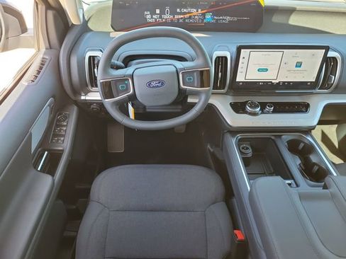 New 2026 Ford Expedition Max Active image 7