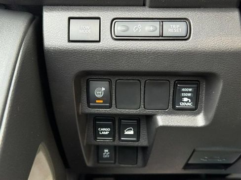Used 2025 Nissan Frontier SV w/ SV Convenience Package AWD/4WD image 28
