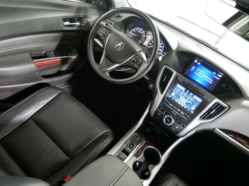 Used 2016 Acura TLX V6 SH-AWD w/ Technology Pkg image 9