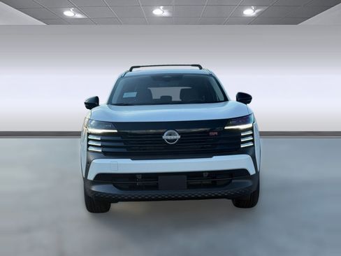 New 2026 Nissan Kicks SR FWD image 5