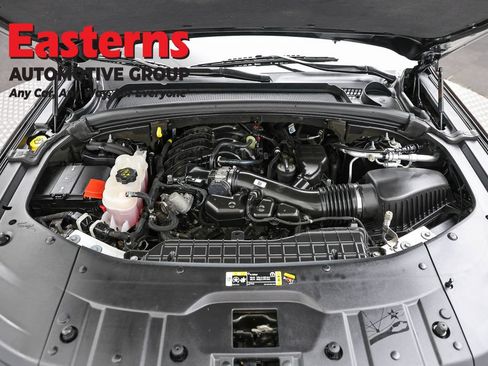 Used 2023 Jeep Grand Cherokee L Laredo AWD/4WD image 7