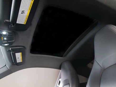 Certified 2024 Porsche 911 Carrera image 25