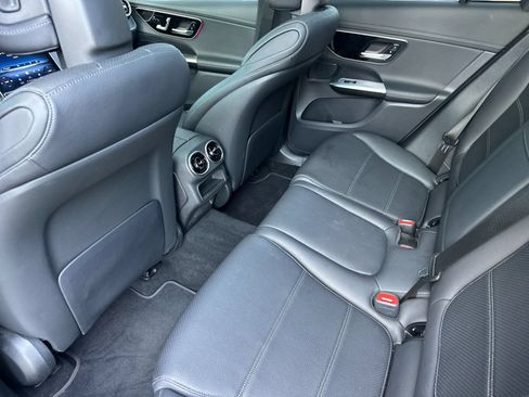 Certified 2023 Mercedes-Benz GLC 300 image 11
