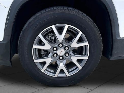 Certified 2023 GMC Acadia SLT AWD/4WD image 20