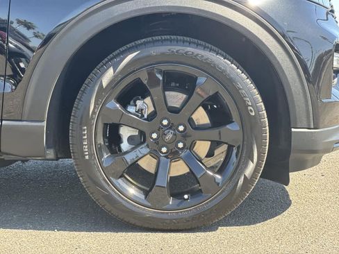 Used 2024 Ford Explorer ST-Line w/ Class IV Trailer Tow Package image 43