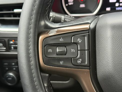 Used 2021 Chevrolet Suburban High Country AWD/4WD image 12