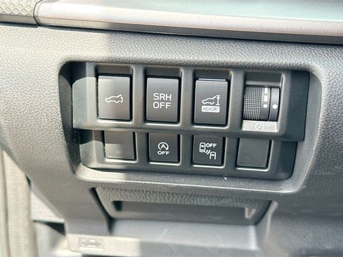 Certified 2024 Subaru Forester Premium AWD/4WD image 36