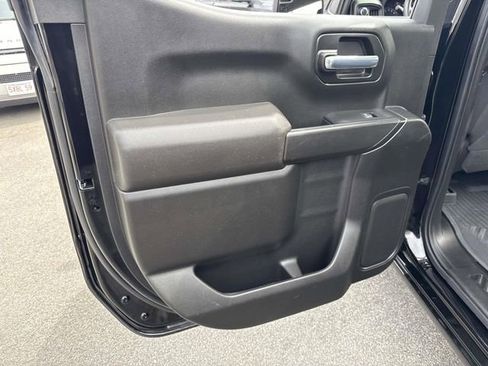 Used 2021 Chevrolet Silverado 1500 Custom Trail Boss image 18