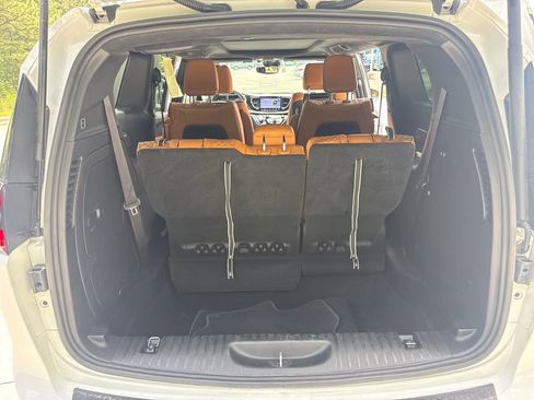 Used 2022 Chrysler Pacifica Pinnacle FWD image 32