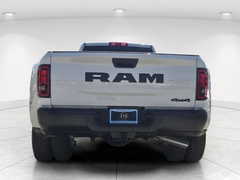 New 2026 RAM 3500 Tradesman AWD/4WD image 4