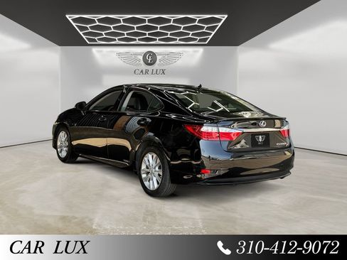 Used 2013 Lexus ES 300h w/ Luxury Pkg FWD image 3