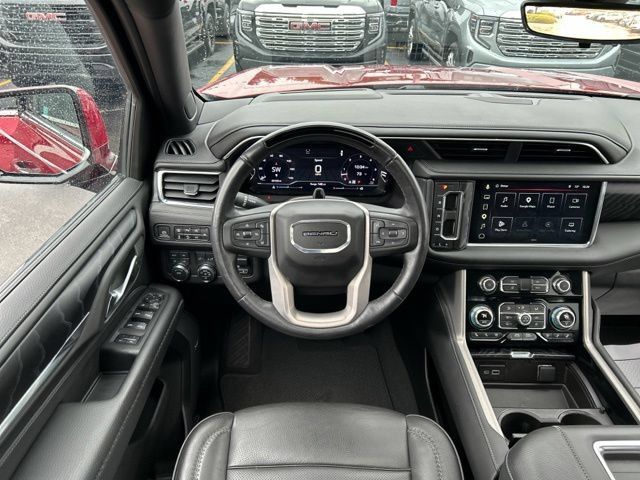 Certified 2023 GMC Yukon XL Denali w/ Advanced Technology Package AWD/4WD image 32