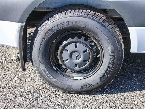 New 2025 Mercedes-Benz Sprinter 2500 image 11