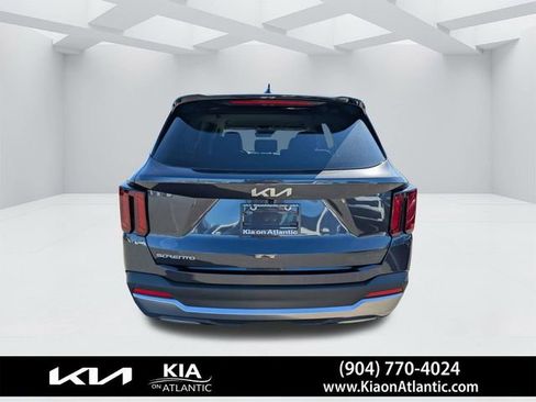 New 2026 Kia Sorento S w/ S Panoramic Sunroof Package FWD image 4