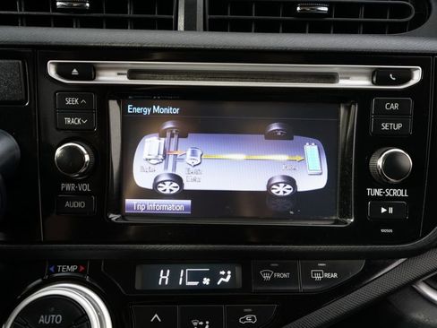 Used 2015 Toyota Prius C Two FWD image 29