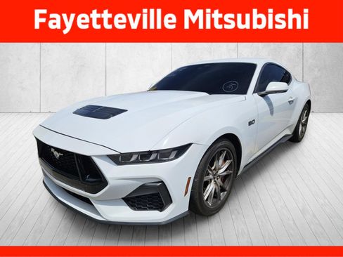 Used 2024 Ford Mustang GT Premium RWD image 4