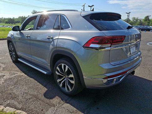 Used 2021 Volkswagen Atlas Cross Sport SEL R-Line AWD/4WD image 4