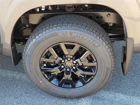 New 2026 Nissan Frontier SV w/ SV Convenience Package image 8