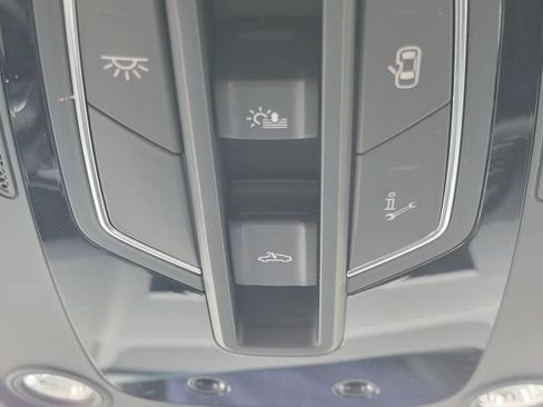 Used 2024 Audi Q5 e Prestige w/ Prestige Package AWD/4WD image 36