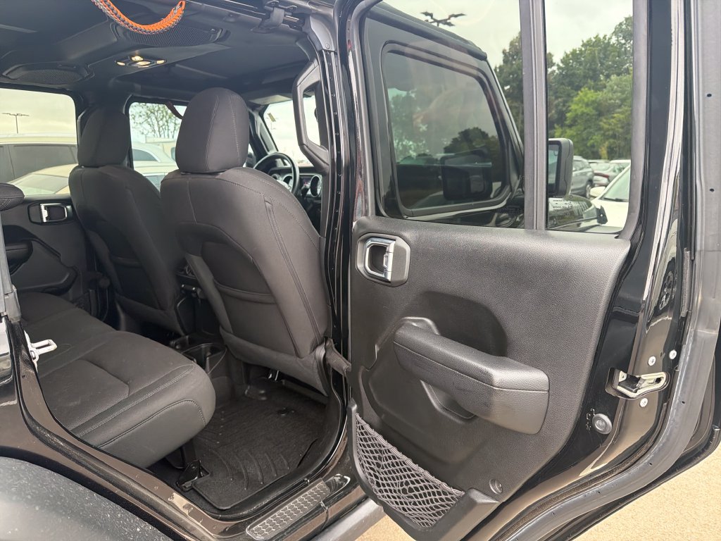 Used 2021 Jeep Wrangler Unlimited Sport AWD/4WD image 32