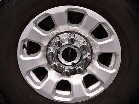 Used 2024 Ford F350 XLT image 9