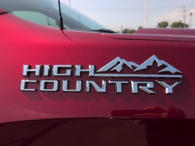 Used 2024 Chevrolet Silverado 1500 High Country w/ Technology Package AWD/4WD image 14