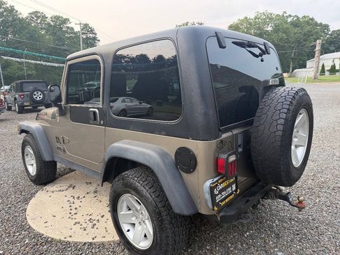 Used 2005 Jeep Wrangler Rubicon AWD/4WD image 6