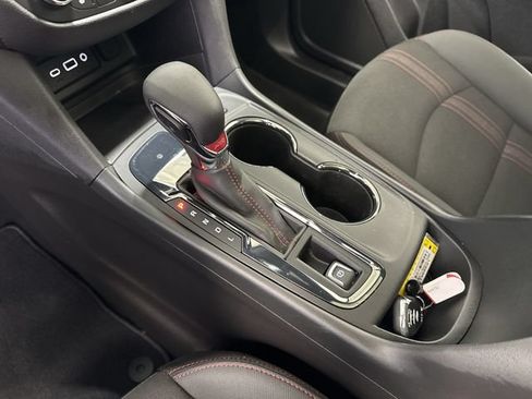 Used 2024 Chevrolet Equinox RS FWD image 21