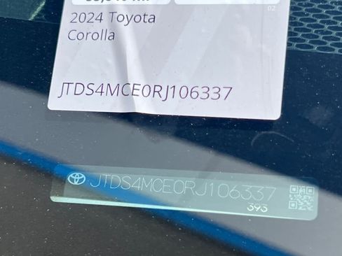 Certified 2024 Toyota Corolla SE FWD image 23