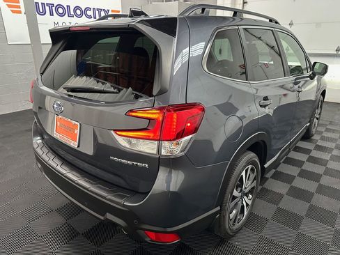 Used 2024 Subaru Forester Limited AWD/4WD image 10