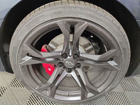 Used 2022 Chevrolet Camaro SS RWD image 12