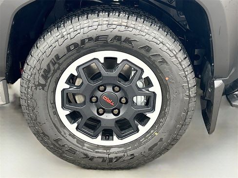 New 2026 Toyota 4Runner TRD Off-Road Premium image 30