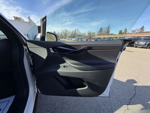 Used 2019 Tesla Model X Long Range image 20