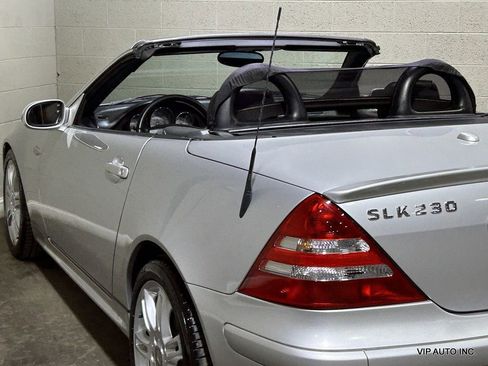 Used 2004 Mercedes-Benz SLK 230 image 15