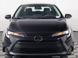 Used 2025 Toyota Corolla LE image 2