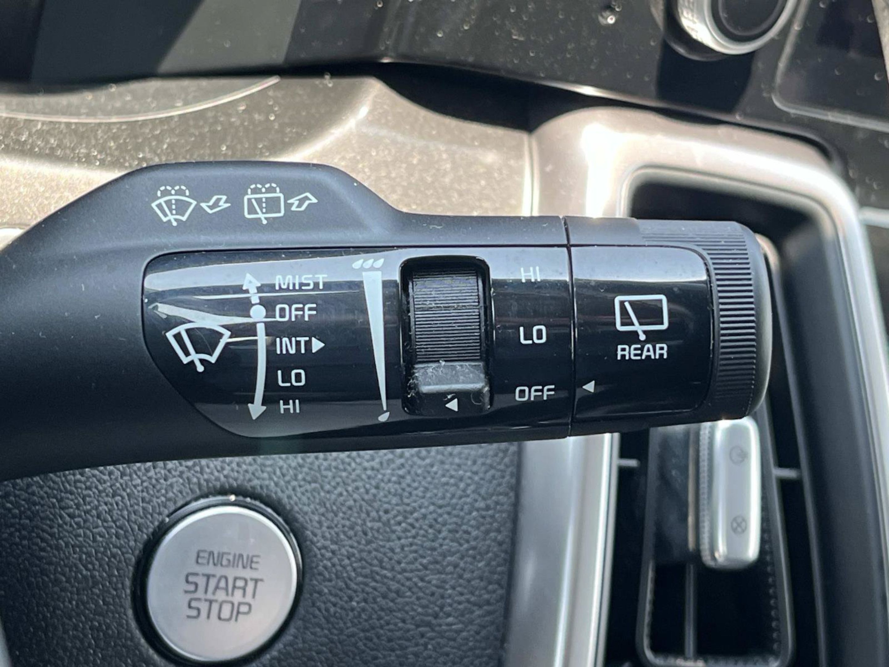 Used 2023 Kia Sorento S FWD image 37