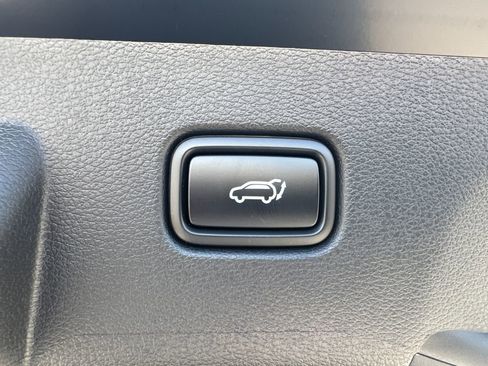 Certified 2025 Kia Sportage X-Pro Prestige AWD/4WD image 19
