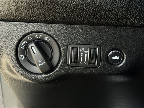 Used 2022 Dodge Challenger R/T w/ Blacktop Package RWD image 21