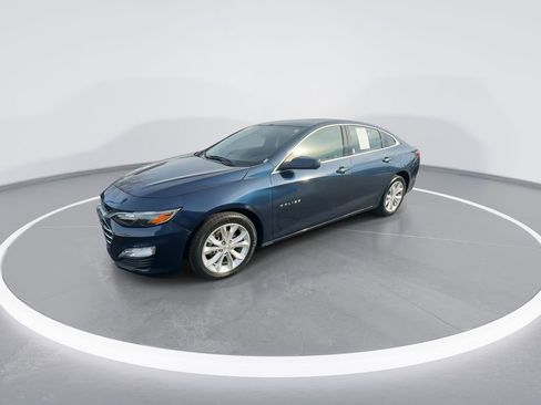 Used 2020 Chevrolet Malibu LT image 4