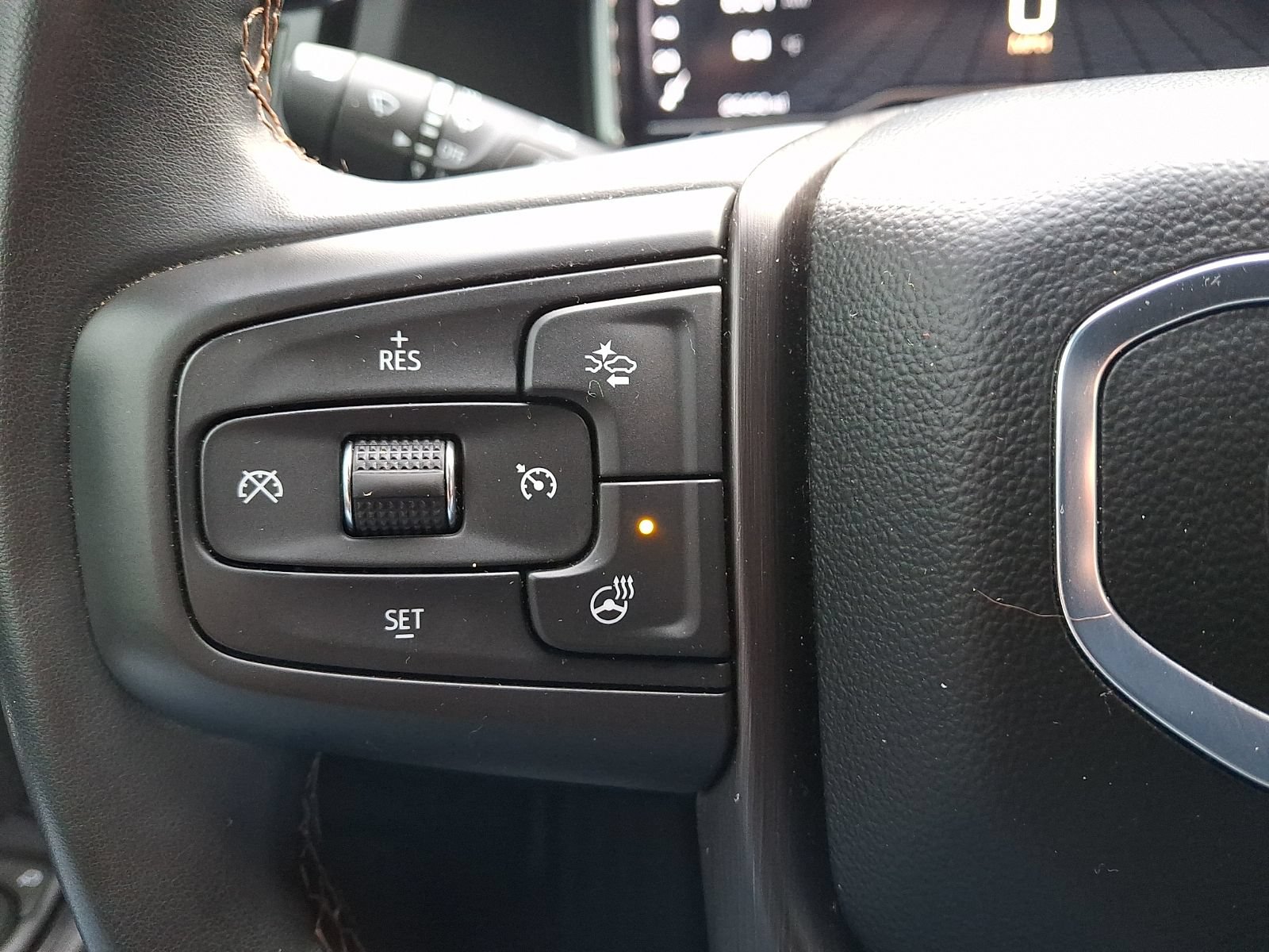 Used 2025 GMC Sierra 3500 AT4 AWD/4WD image 21